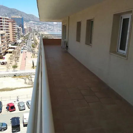 En Edificio Stella Maris * フエンヒロラ